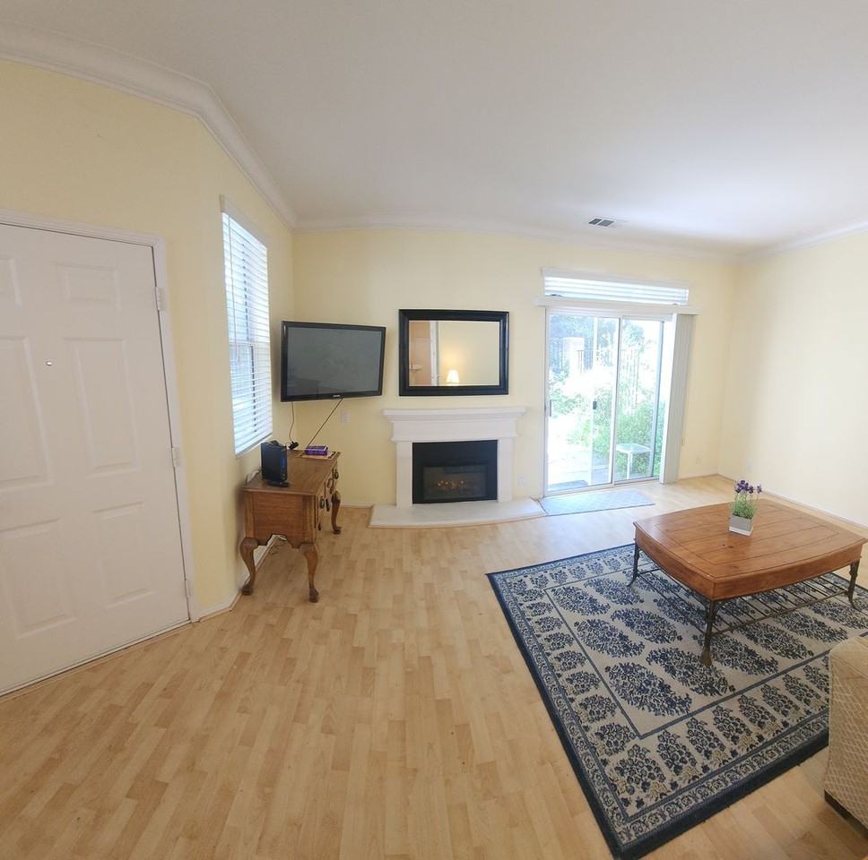 1205 Manzanita Way - Photo 3 of 27