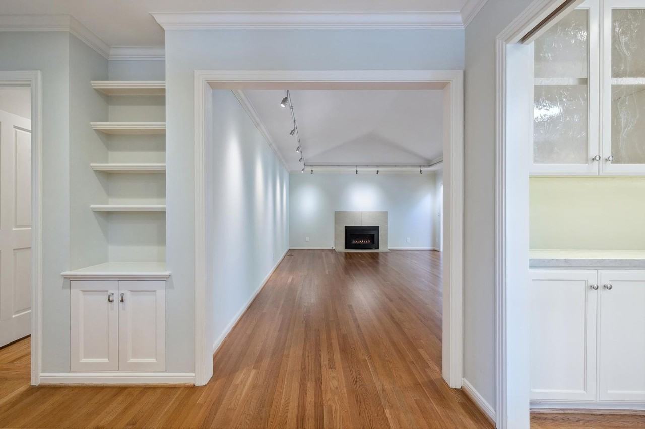 1664 Waverley St - Photo 3 of 50