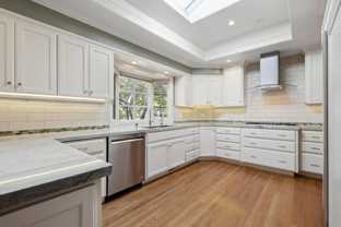 1664 Waverley St - Photo 1 of 1