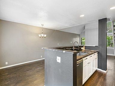 2 Acoma Street - Photo 5 of 16