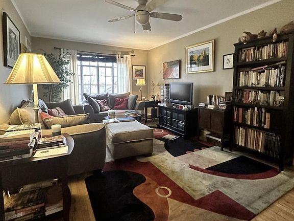 949 Emerson Street #10 - Photo 7 of 11