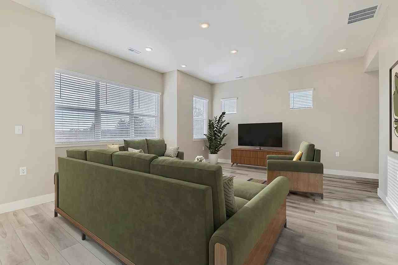 Barry Linn Townhomes - Photo 4 of 21