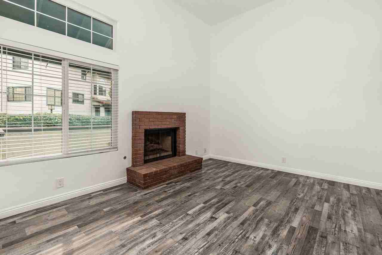 3442 Mission Mesa Way - Photo 2 of 25