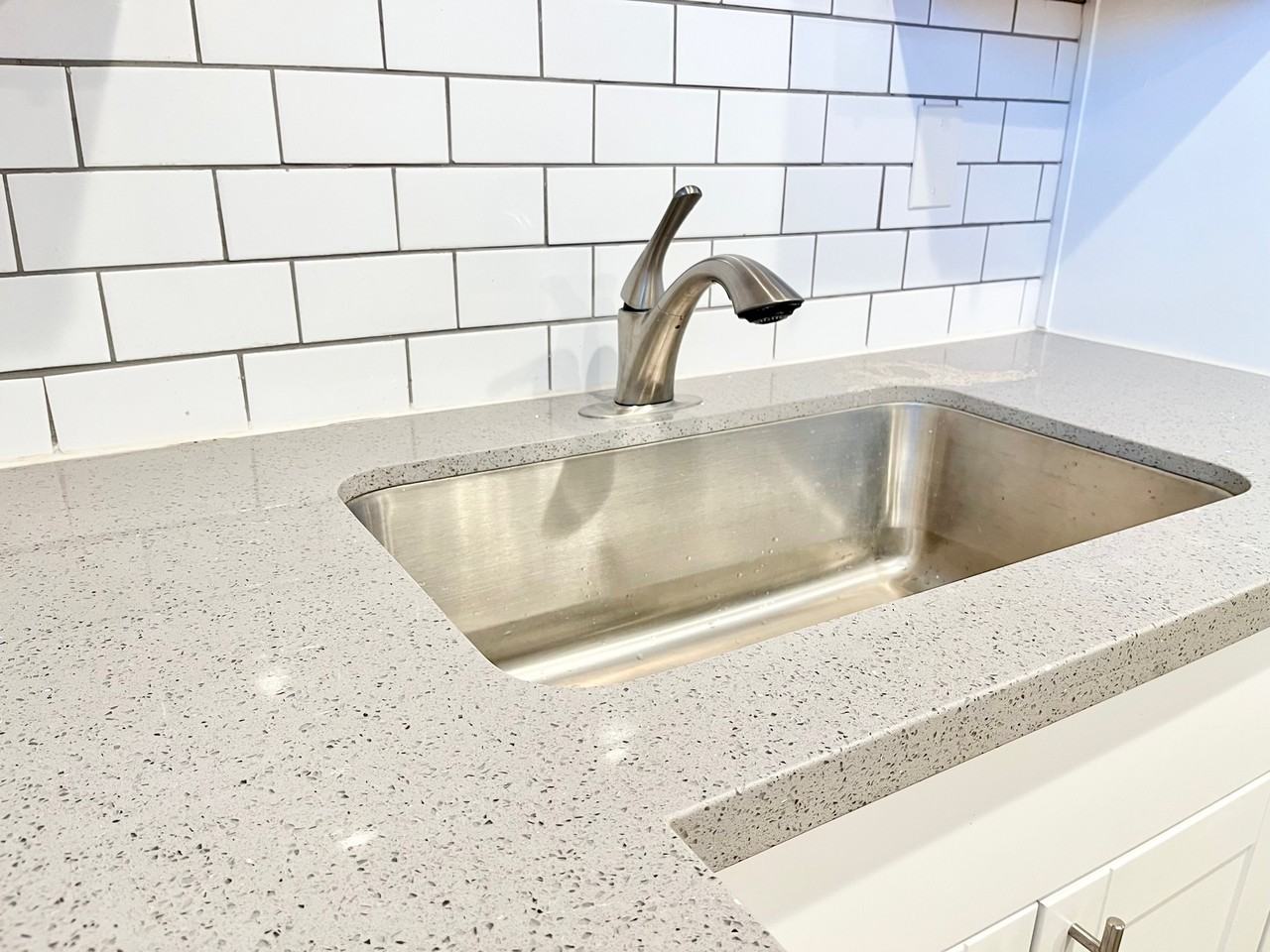 4020 N Parkway Ave #3 - Photo 7 of 29