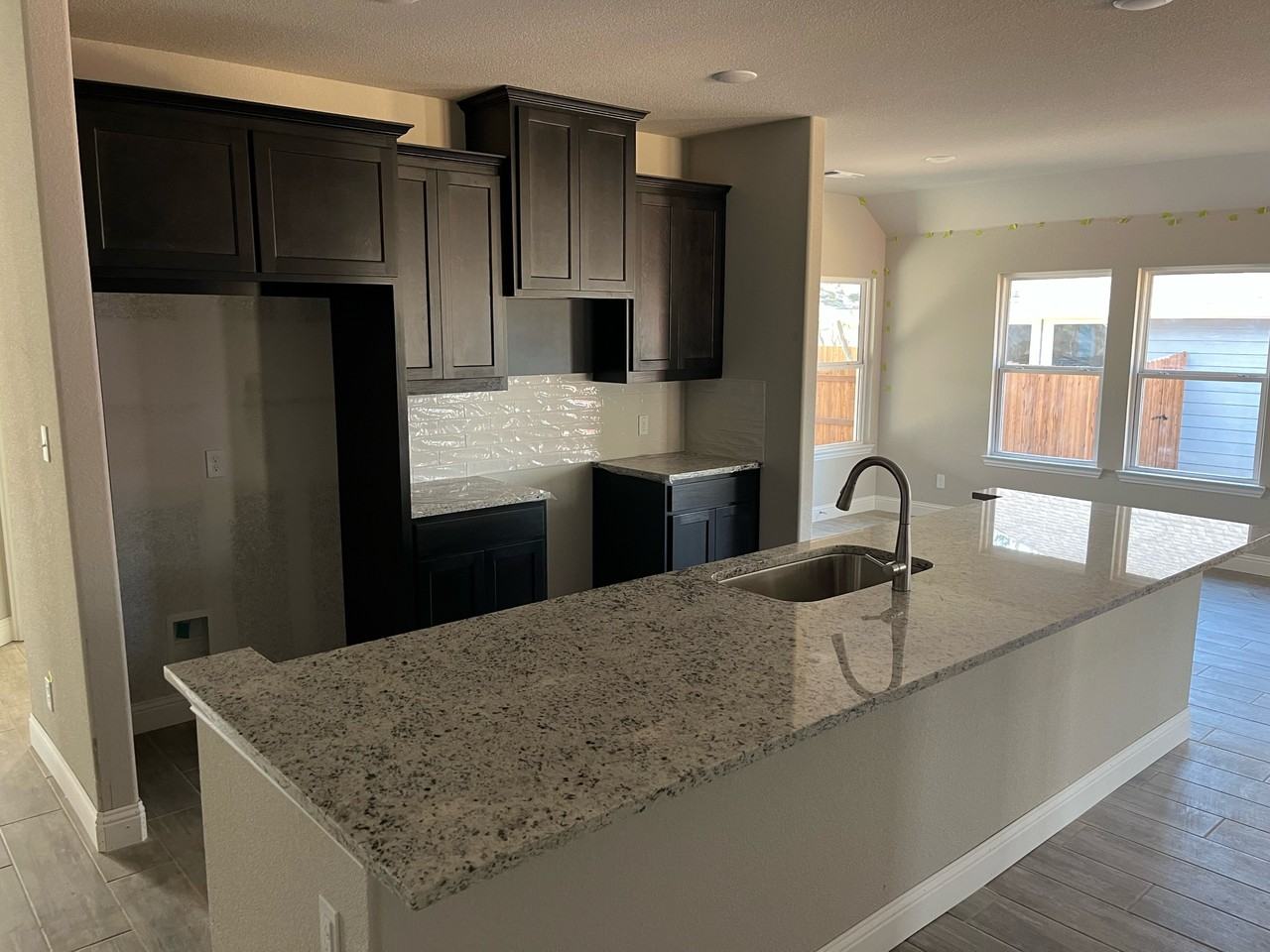 305 W Houston St #NA - Photo 3 of 7