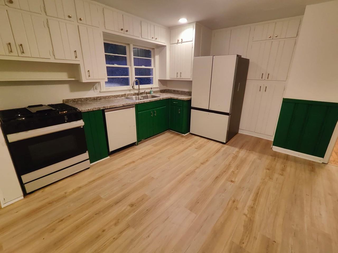 3466 Rockhaven Cir Ne #NA - Photo 5 of 15