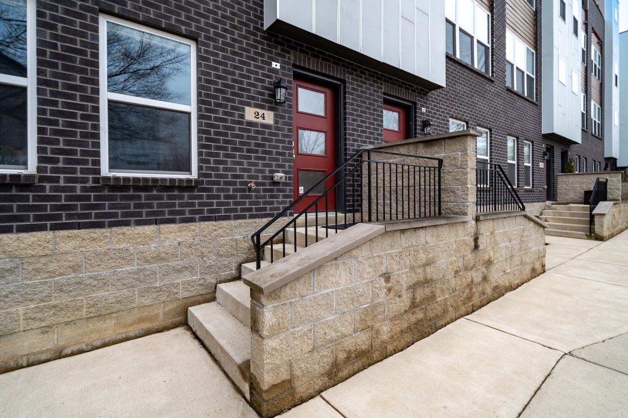 24 S Patterson Blvd #NA - Photo 2 of 23