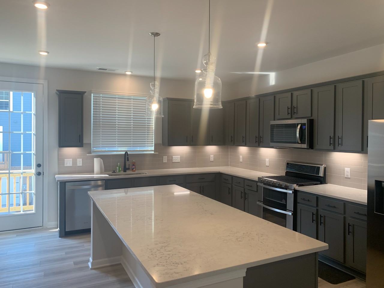 4338 Reed Creek Dr - Photo 2 of 22