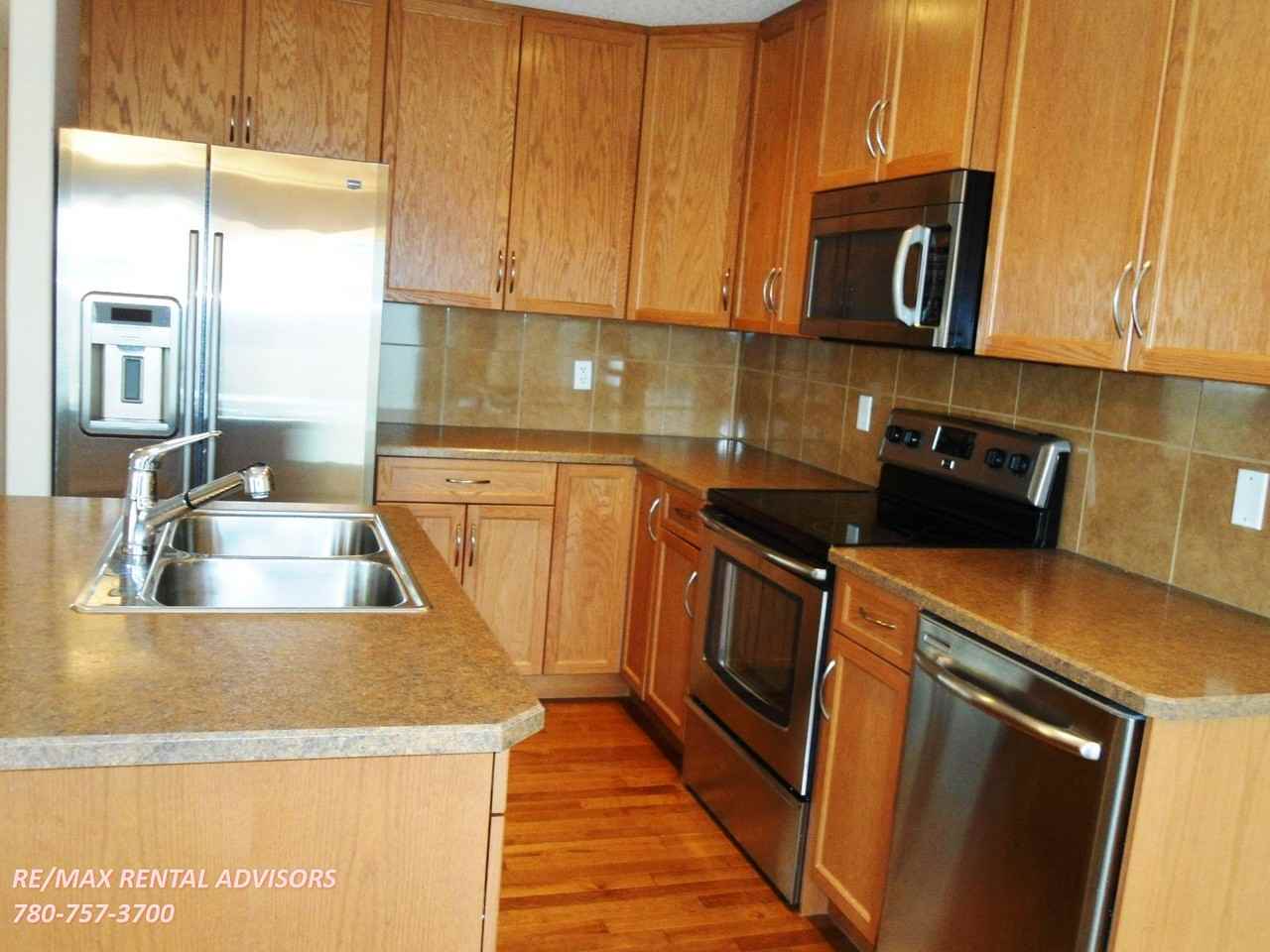 813 172 St Sw - Photo 3 of 18
