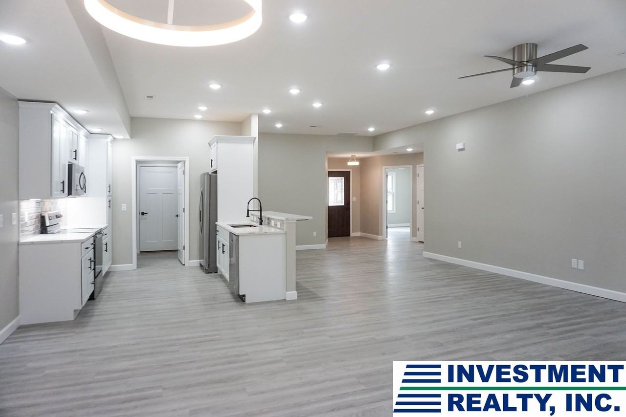 1132-MF4-E - Photo 4 of 16