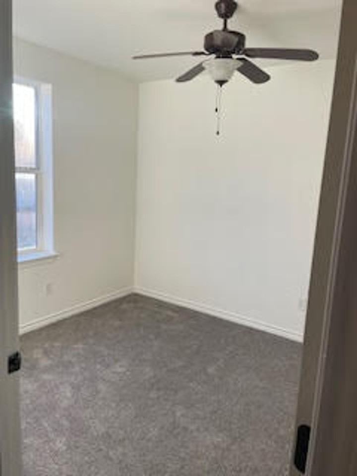 1030 Kight - Photo 7 of 8