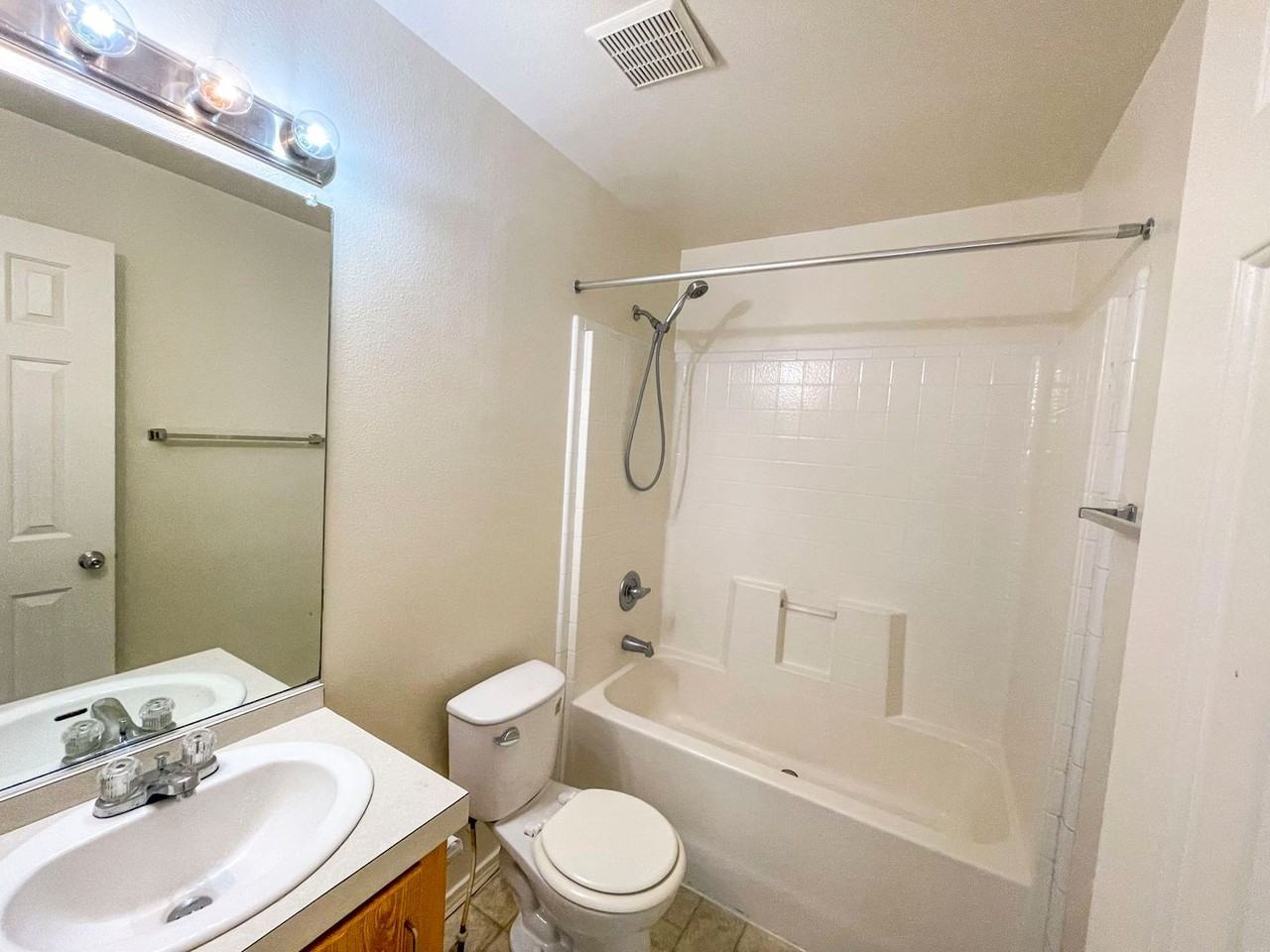 6613 2nd St - Photo 7 of 15