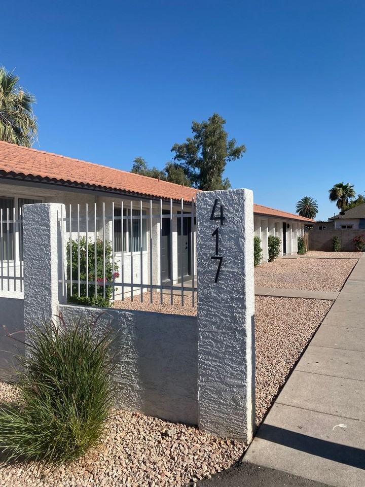 9th Ave Apartments - Photo 6 of 19