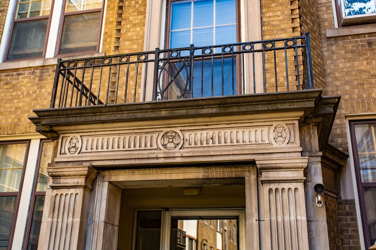 691 Seward - Photo 7 of 41