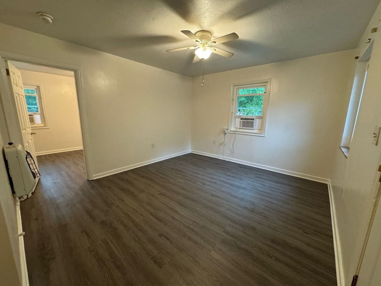 205 Holmes Dr #C - Photo 2 of 8