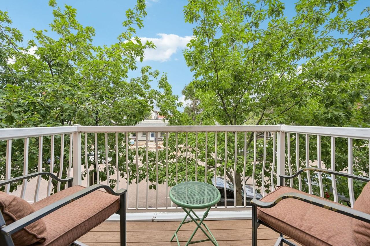 257 E Fountain Blvd - Photo 2 of 30