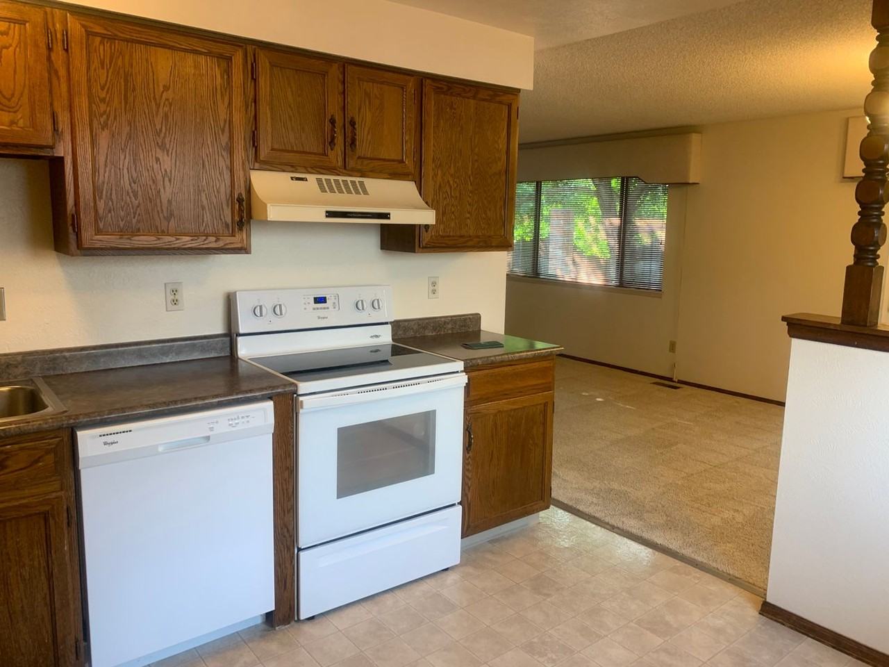 13884 W 68th Dr - Photo 4 of 27