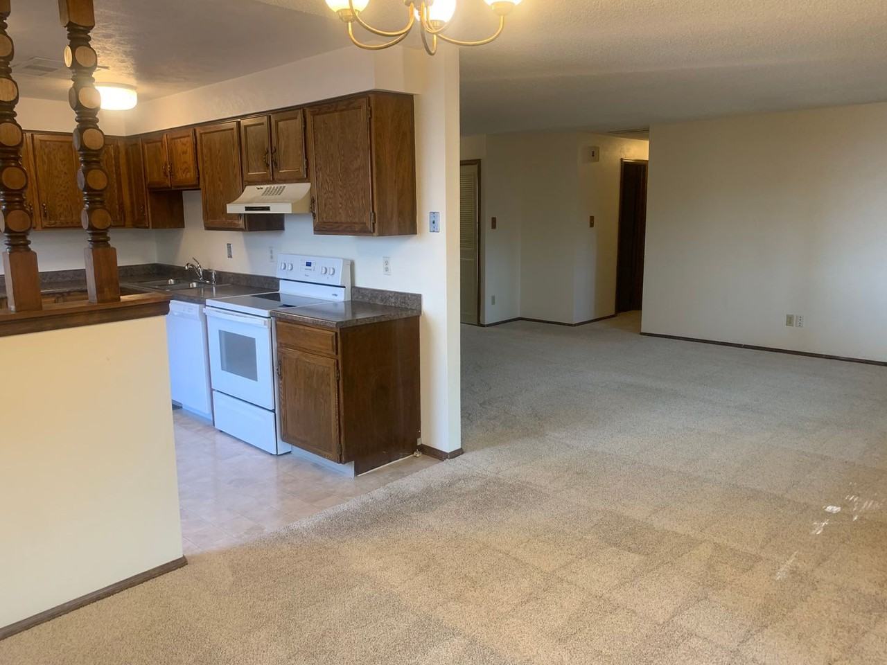 13884 W 68th Dr - Photo 7 of 27