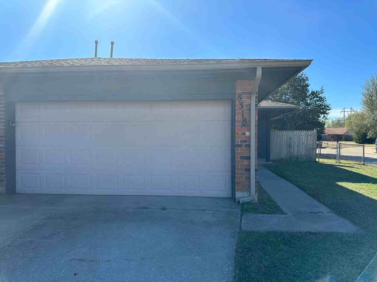 8318 Nw 8th St - Photo 2 of 19