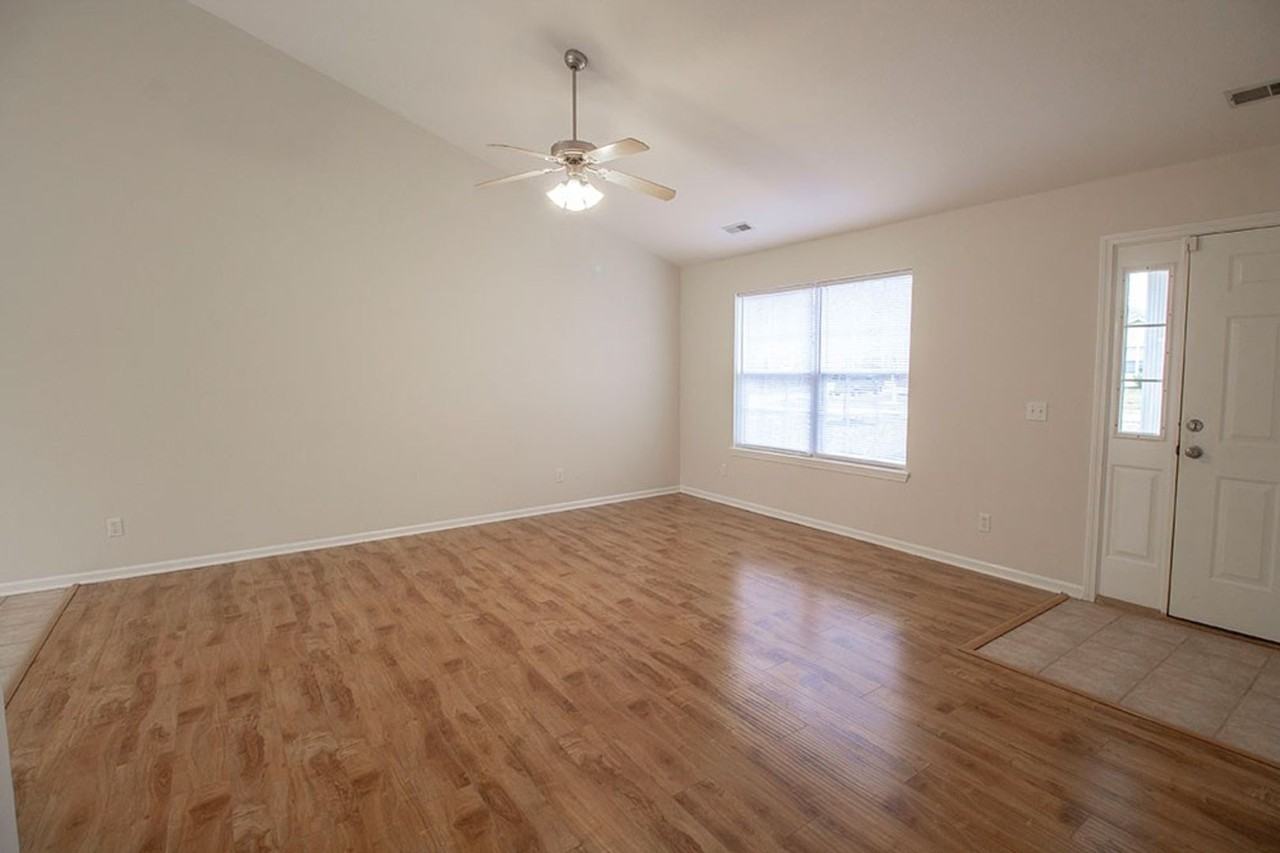 1920 Harmony St - Photo 4 of 35