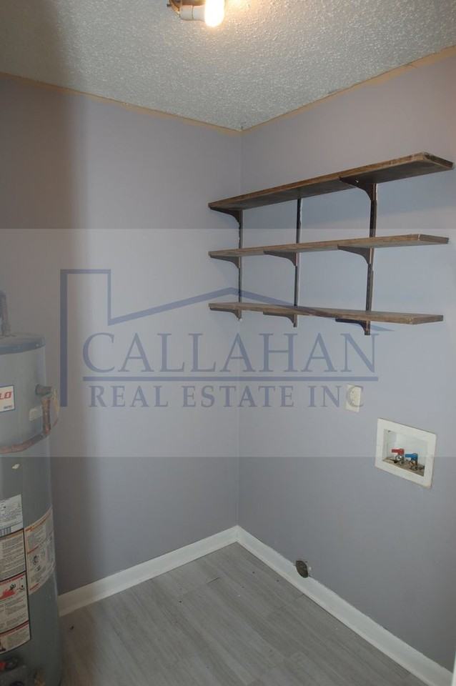 7818 Pinto Trl - Photo 3 of 23