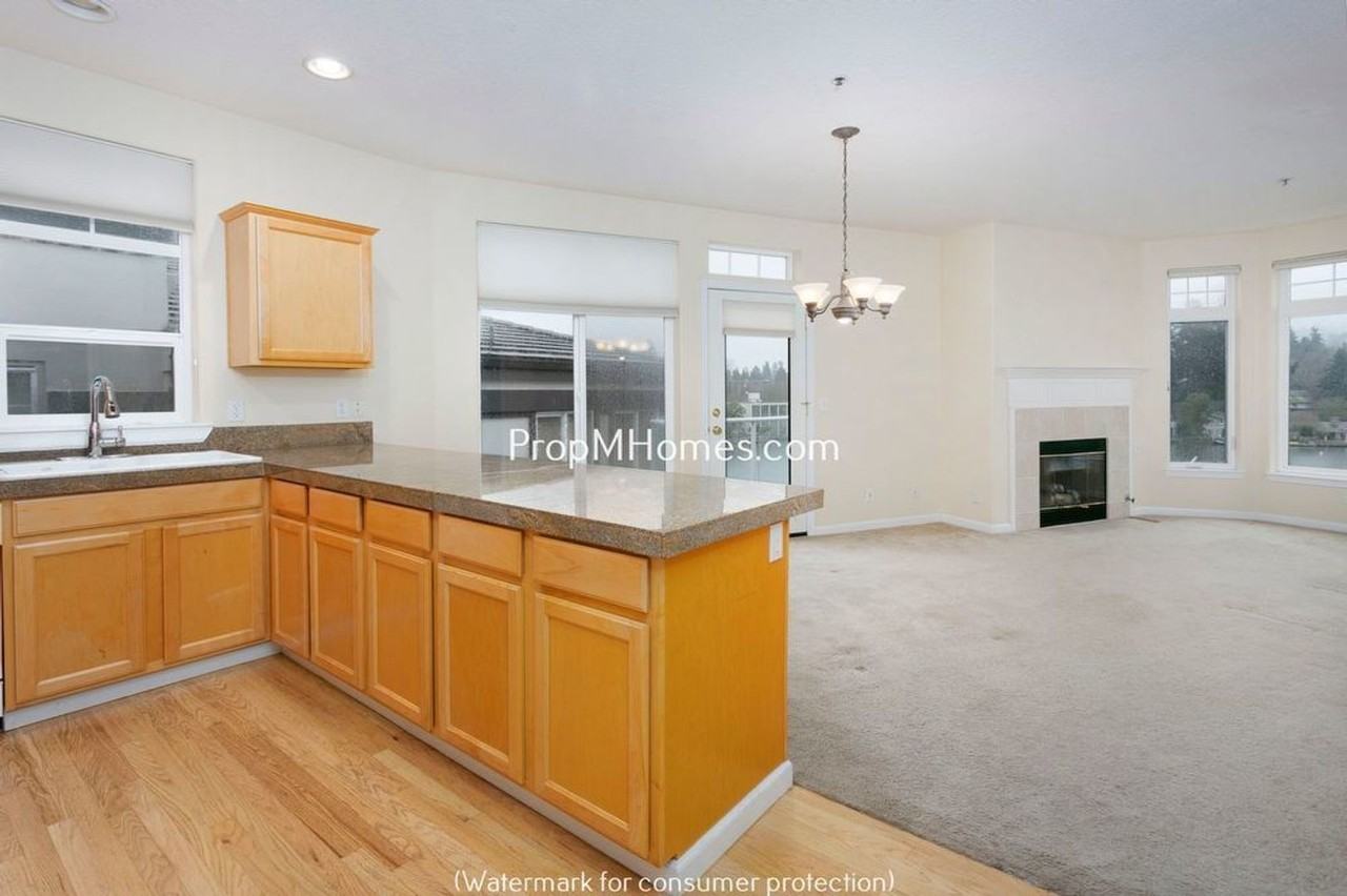 135 3rd St - Photo 3 of 25