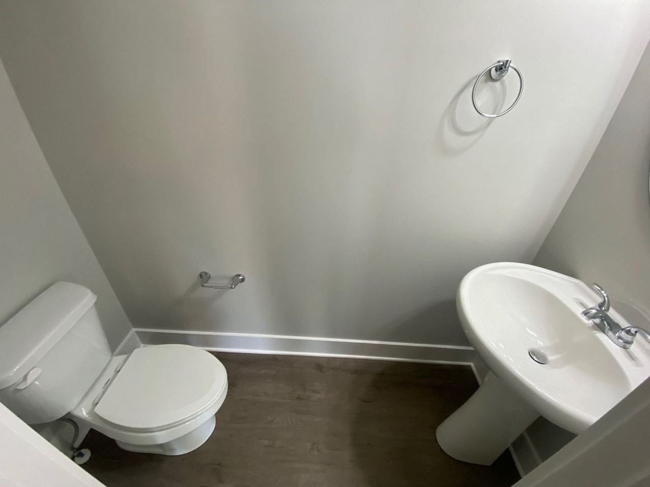 261 Bailey St - Photo 5 of 16