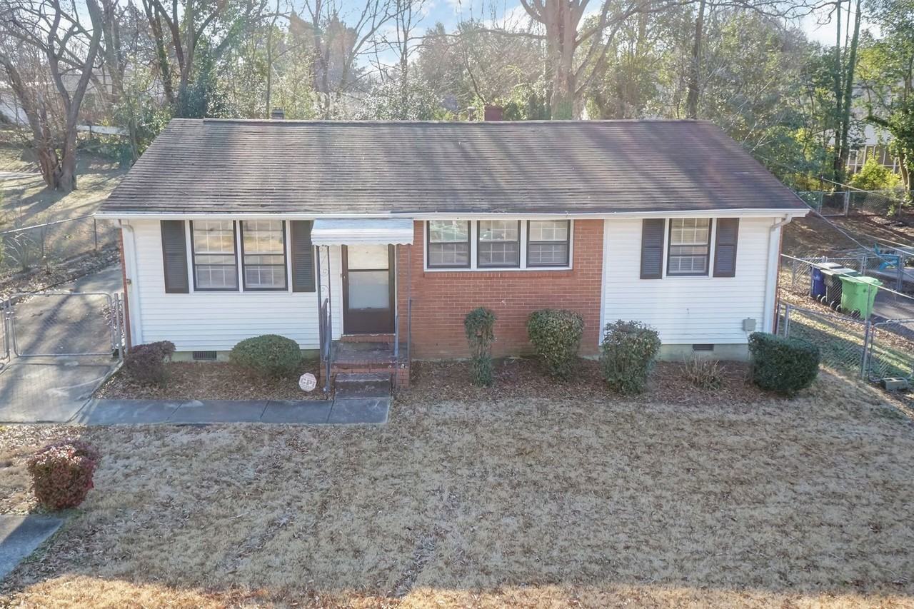712 Bunche Dr - Photo 2 of 24