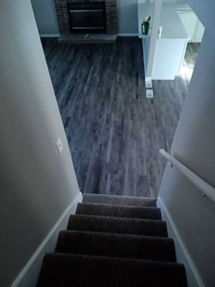 2409 Ne Carousel Cir - Photo 4 of 19