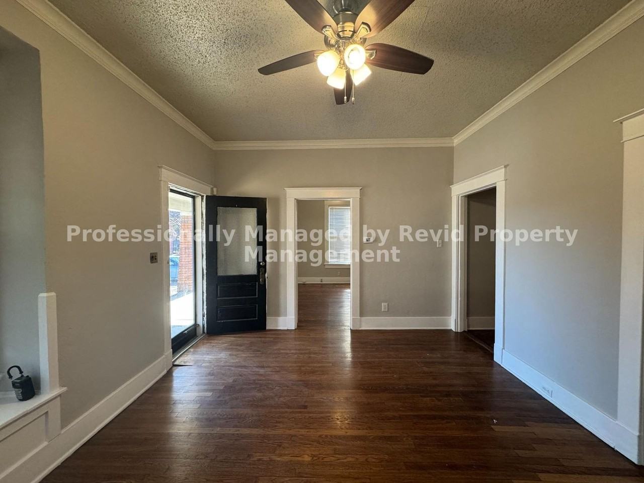 77 N Tucker St - Photo 5 of 24
