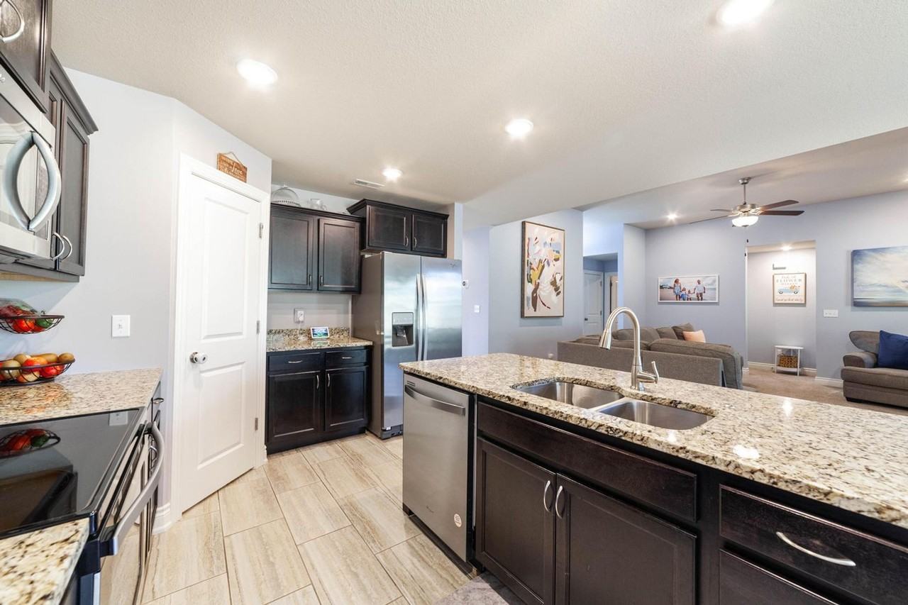 2308 Mace Dr - Photo 7 of 24
