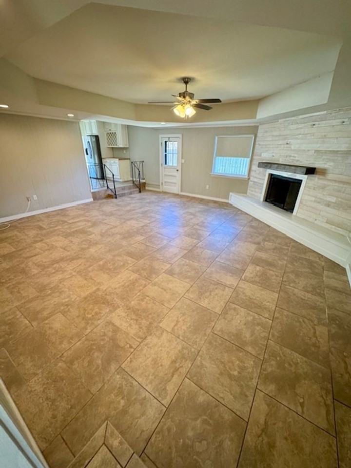 337 Echo Cir - Photo 2 of 25