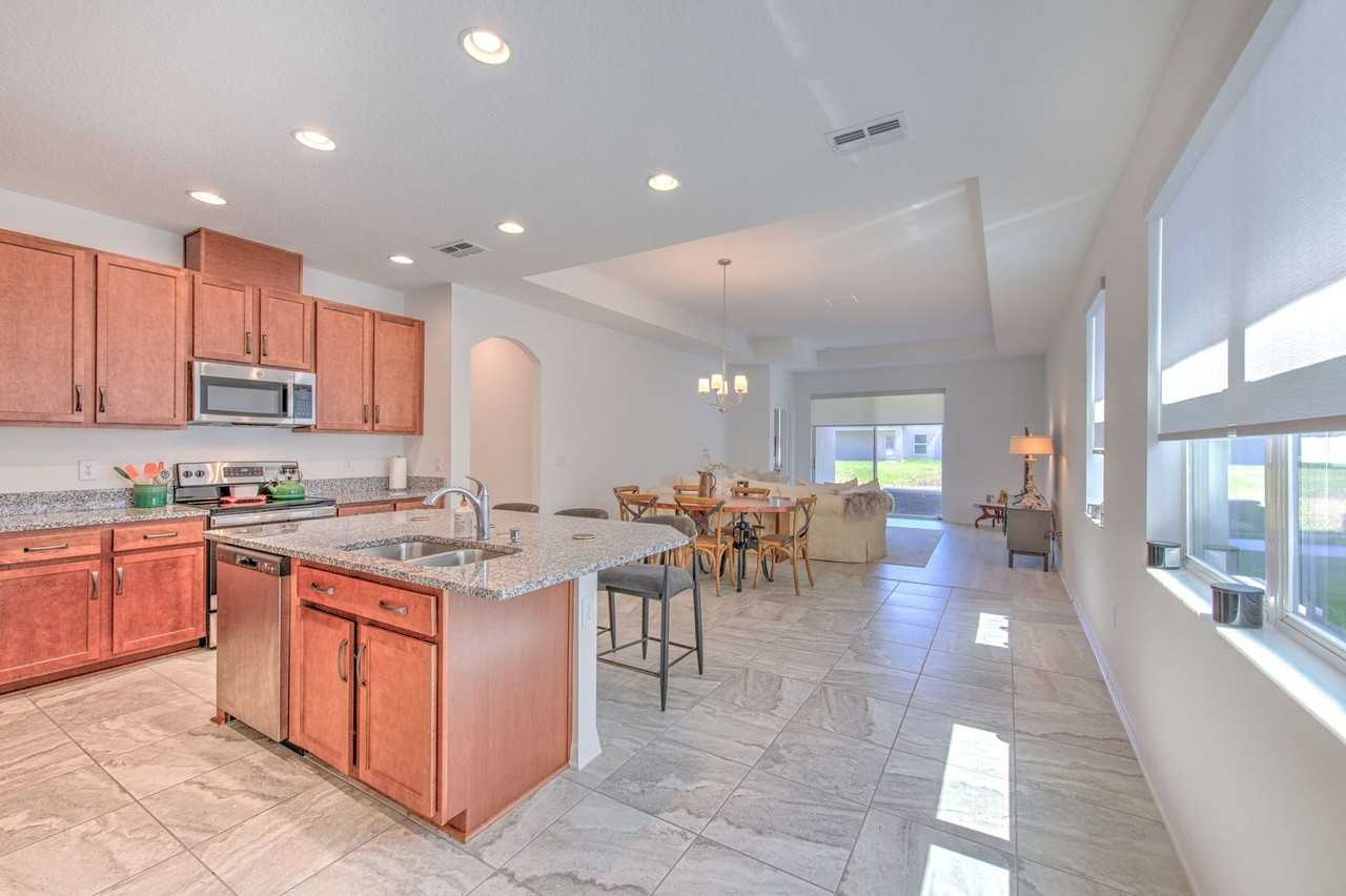 13329 Sage Hollow Ave - Photo 6 of 37