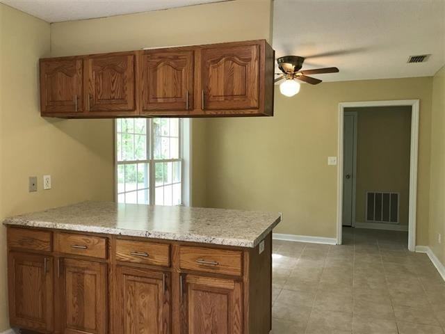 2400 Spring Creek Hwy - Photo 3 of 4