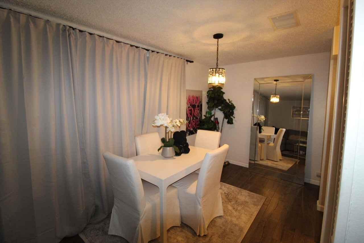 1705 Heatheridge Rd #G304 - Photo 5 of 8