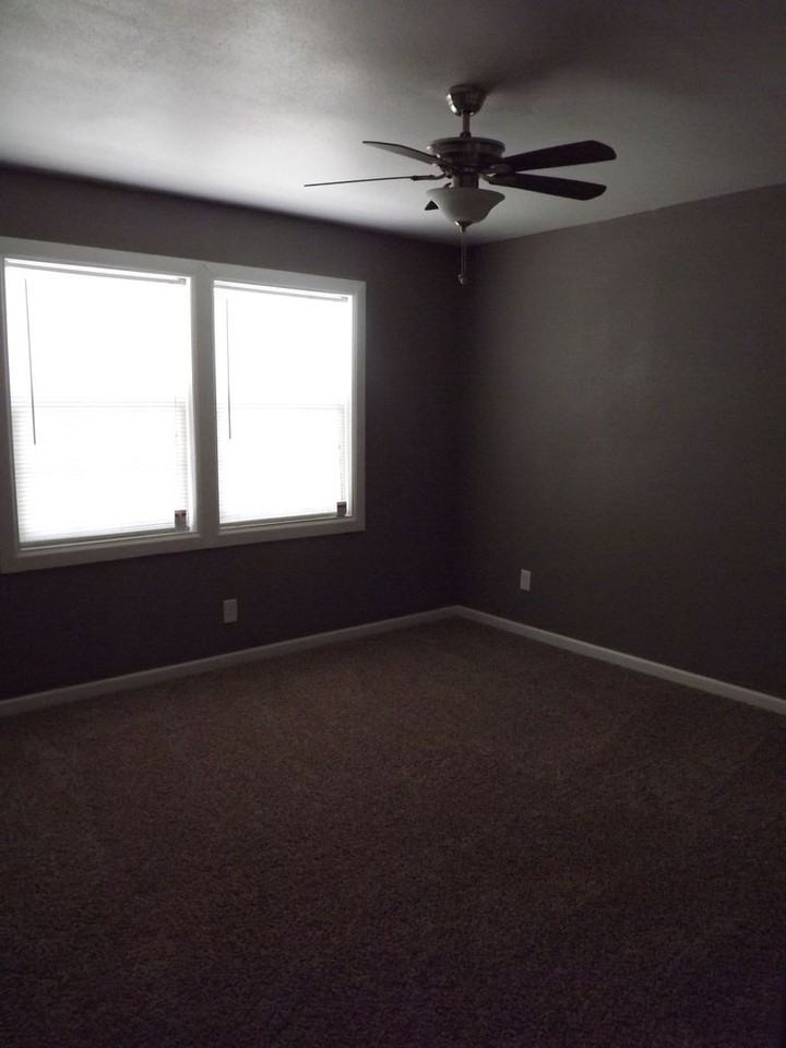 4406 18th Street - Photo 2 of 7