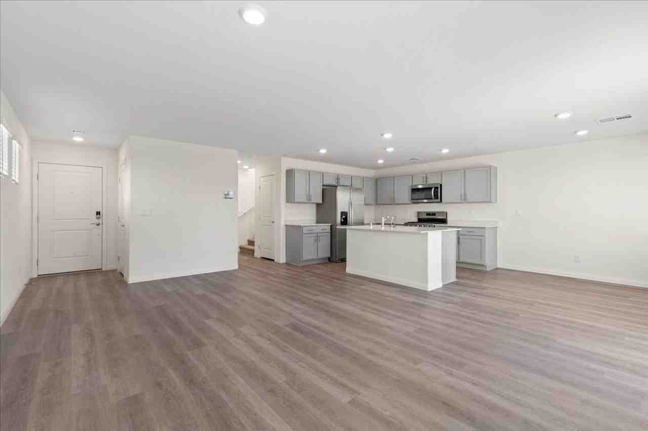 1307 Travis Creek Pl - Photo 6 of 22