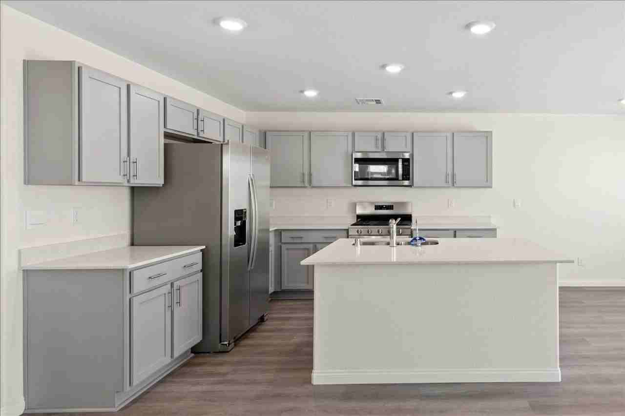 1307 Travis Creek Pl - Photo 7 of 22