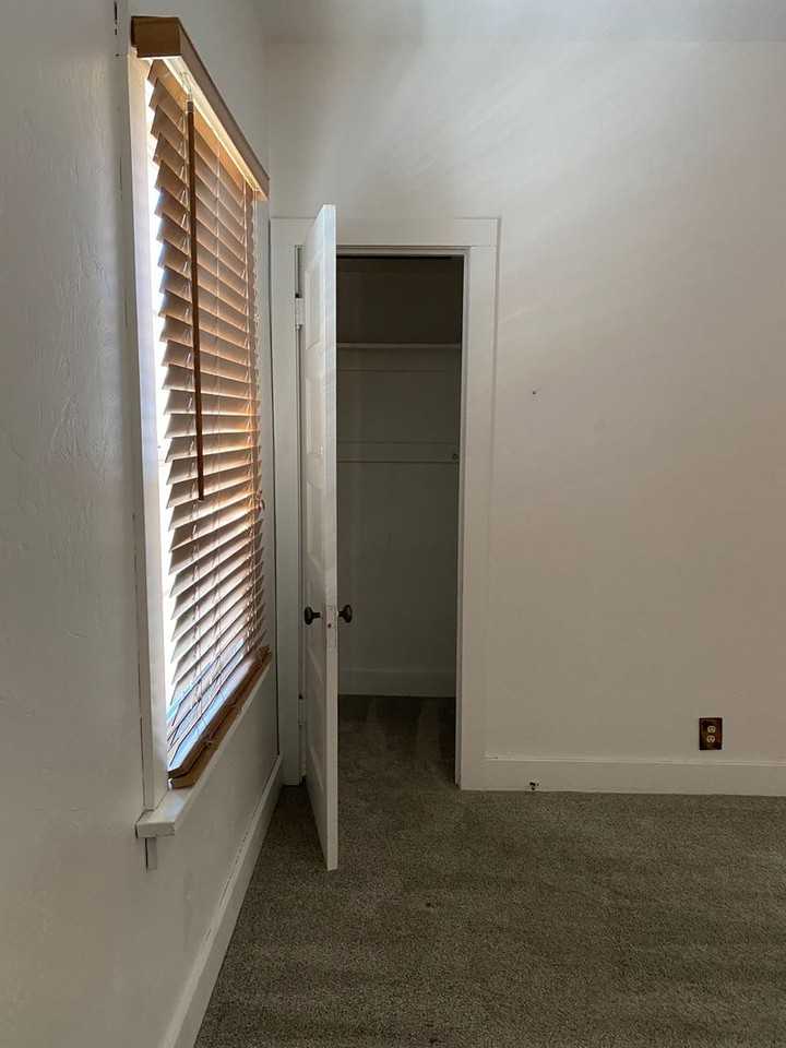 60 S 2nd St - Photo 6 of 12