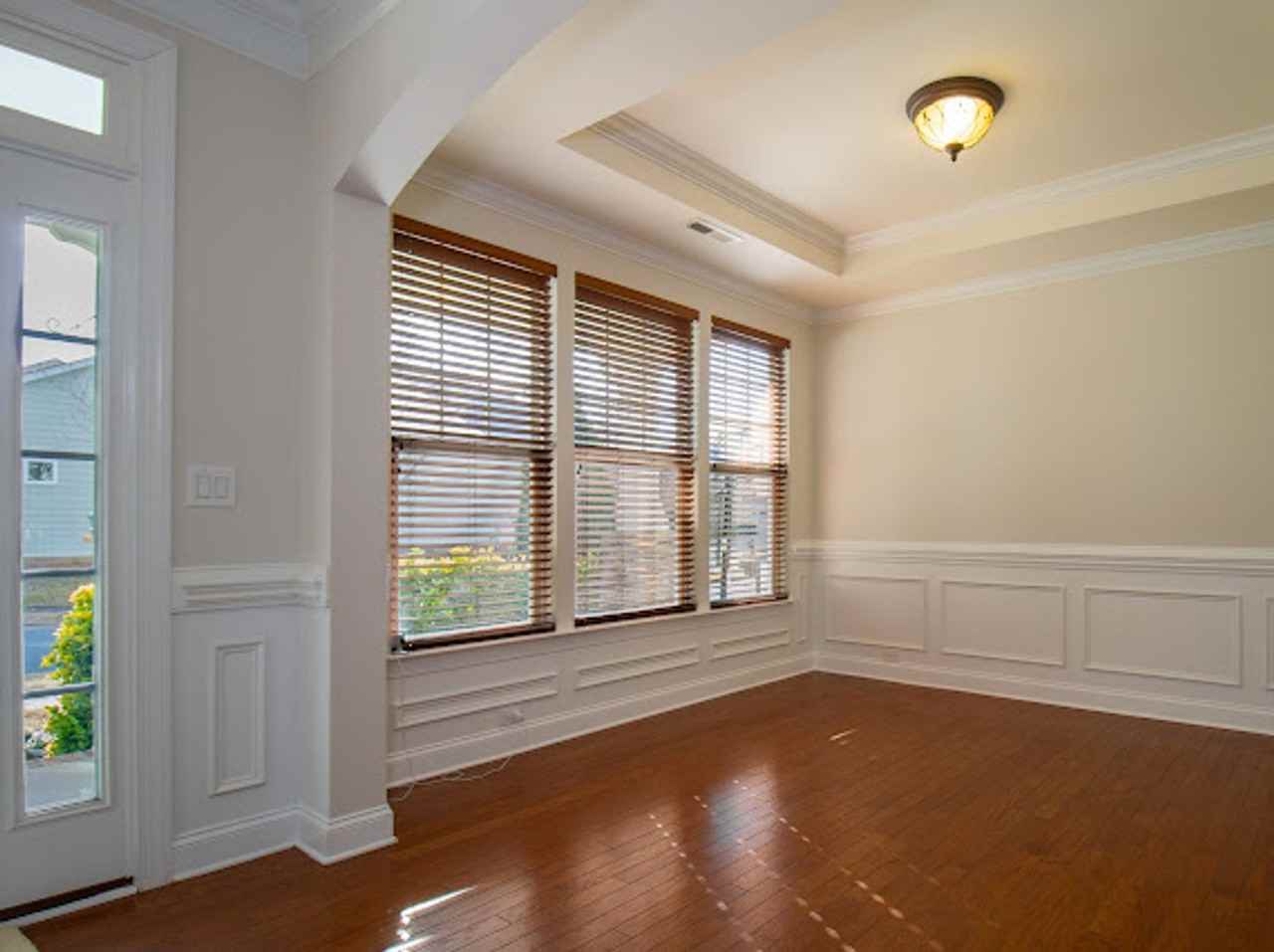 1028 Hamil Ridge Dr - Photo 6 of 31