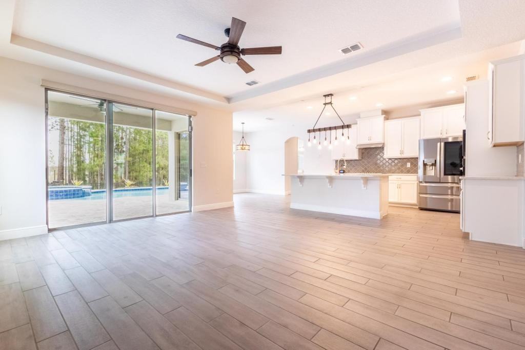 10207 Atwater Bay Dr - Photo 3 of 40