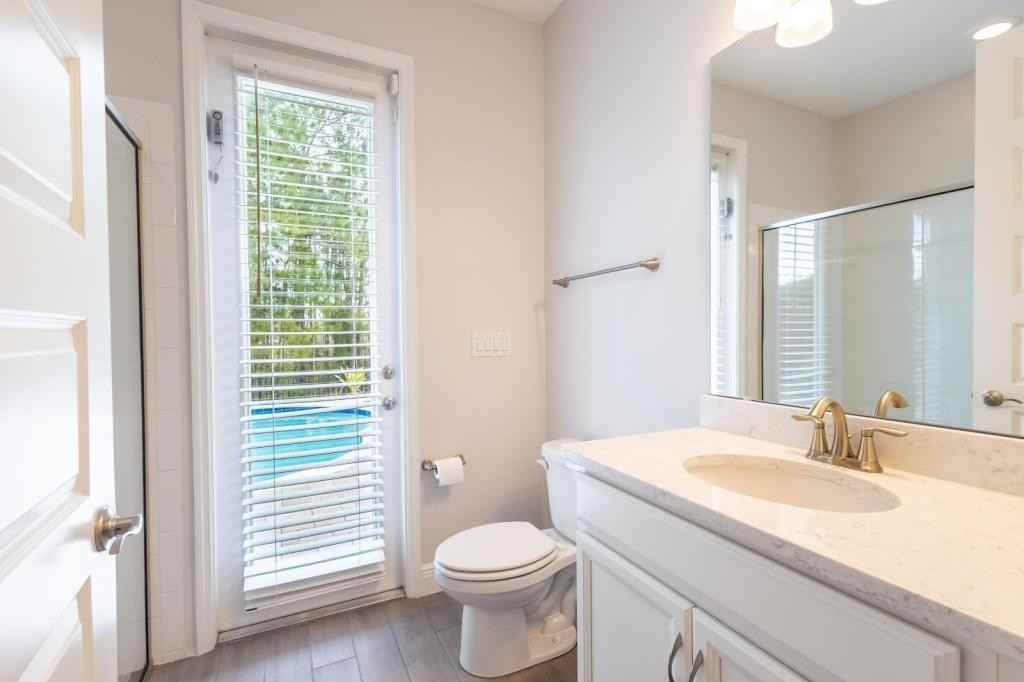 10207 Atwater Bay Dr - Photo 5 of 40
