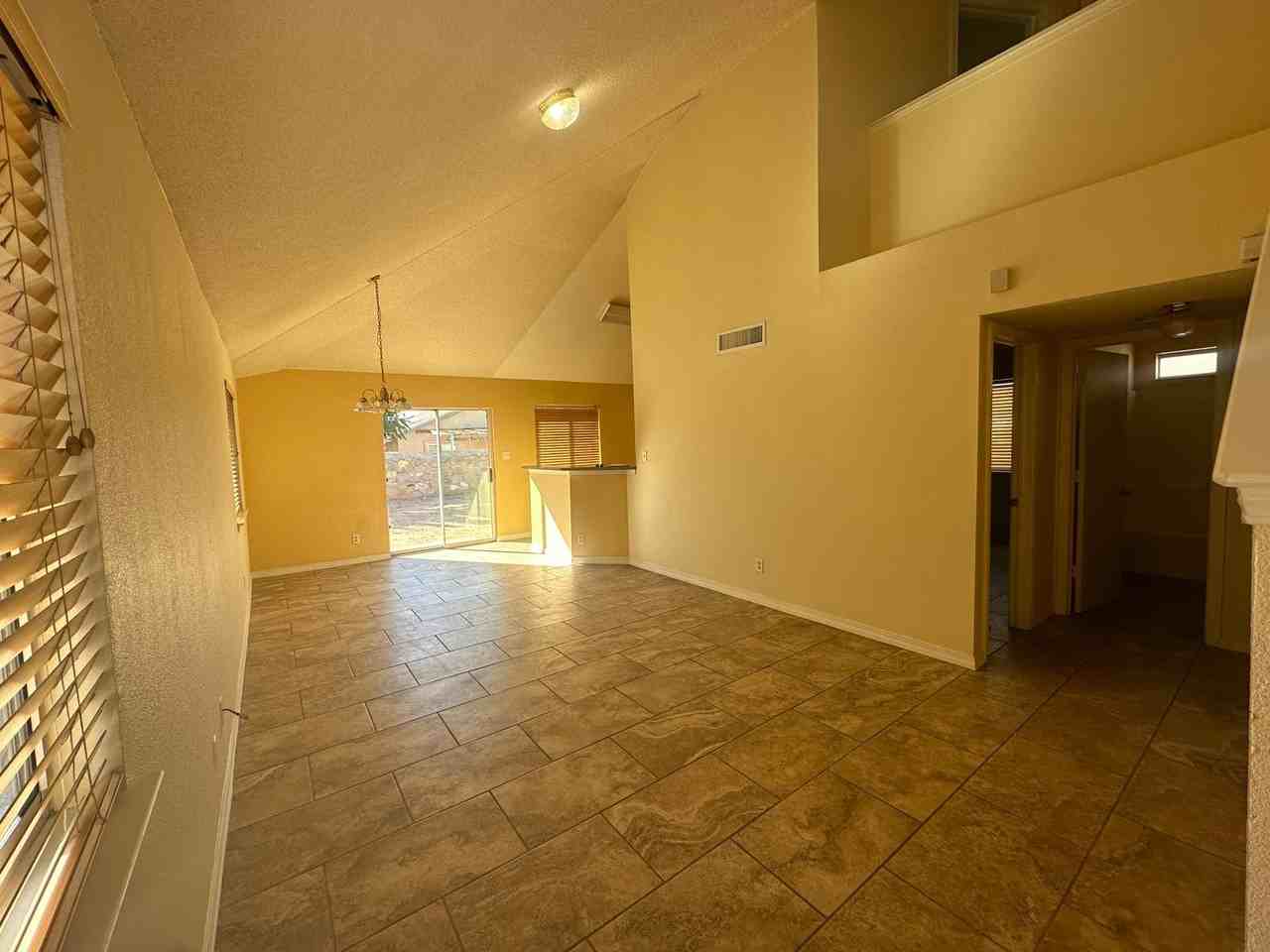 12360 Tierra Cadena Dr - Photo 3 of 13