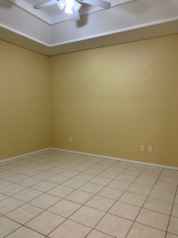 3810 W Sarah Evans #1 - Photo 6 of 11