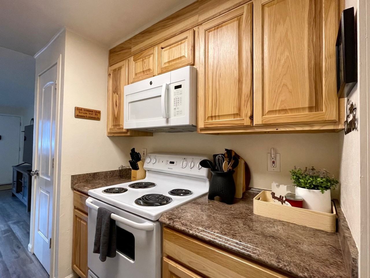 2742 Roger St #2742 - Photo 2 of 17