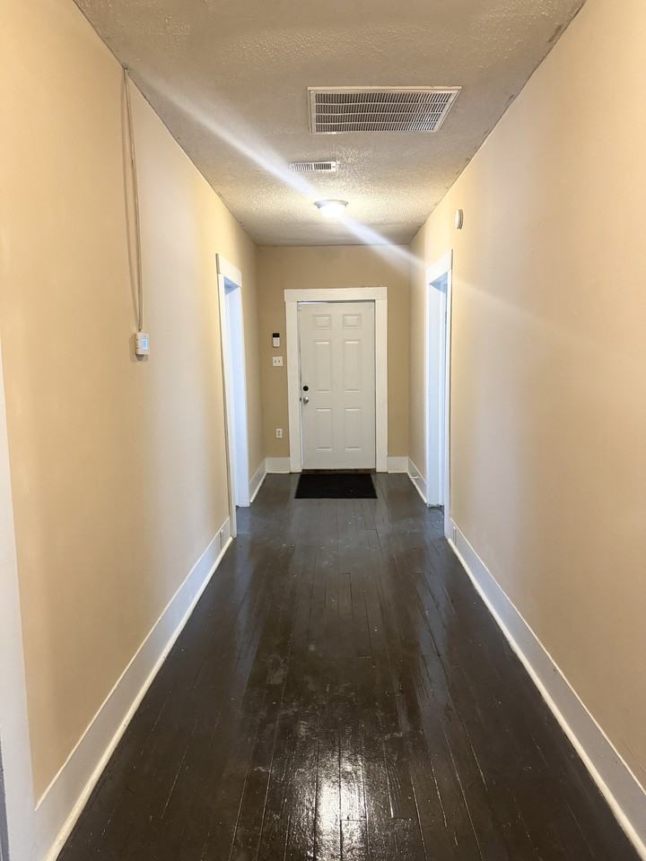 569 Colquitt St - Photo 6 of 16