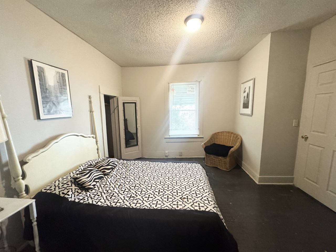 569 Colquitt St - Photo 2 of 16