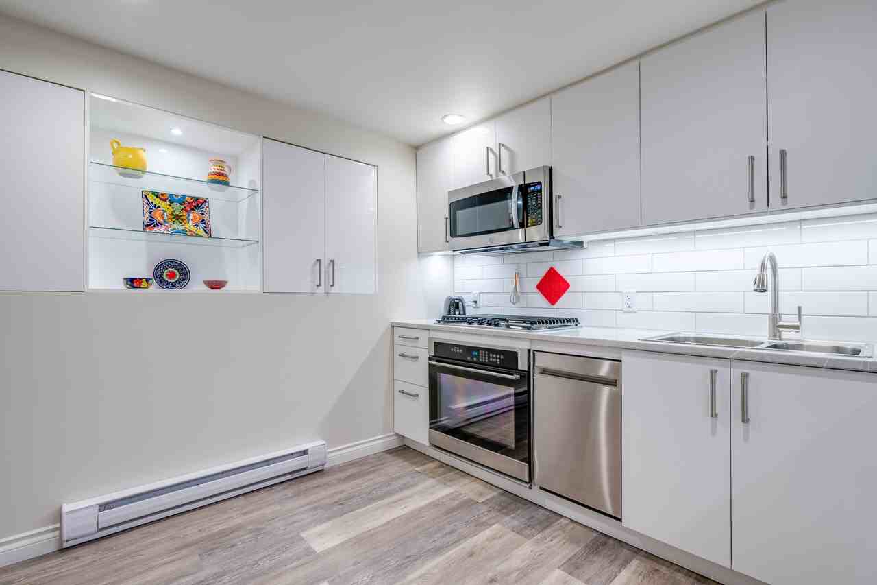 265 West Windsor Road - Photo 2 of 9