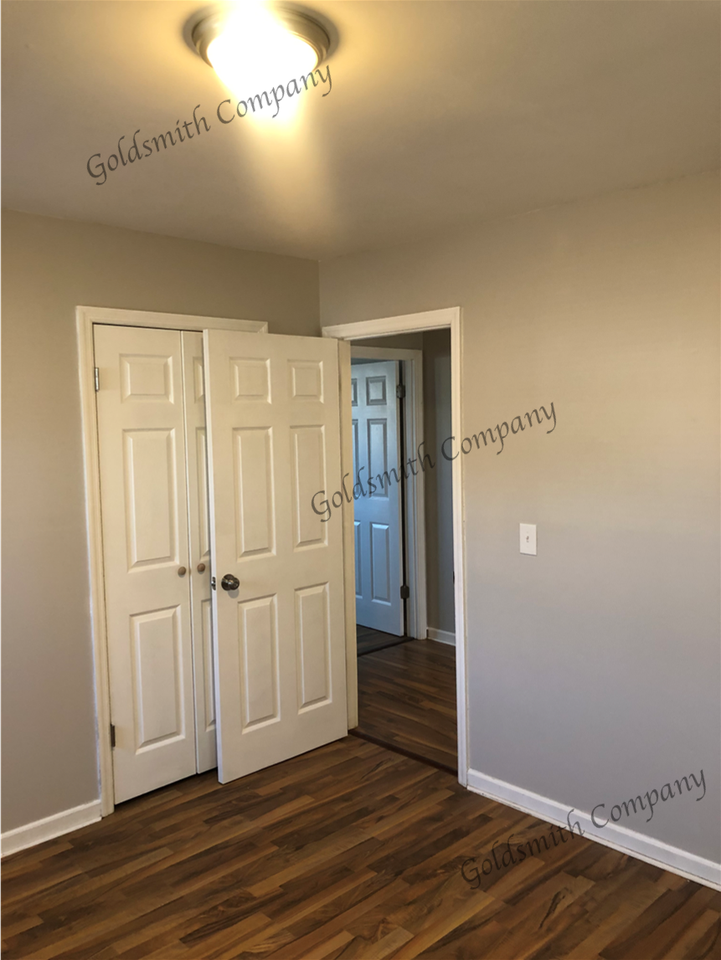 103 Abbotsford Dr - Photo 7 of 10