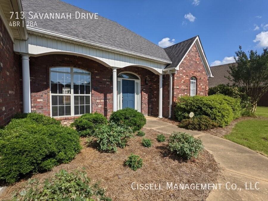 713 Savannah Dr - Photo 3 of 29